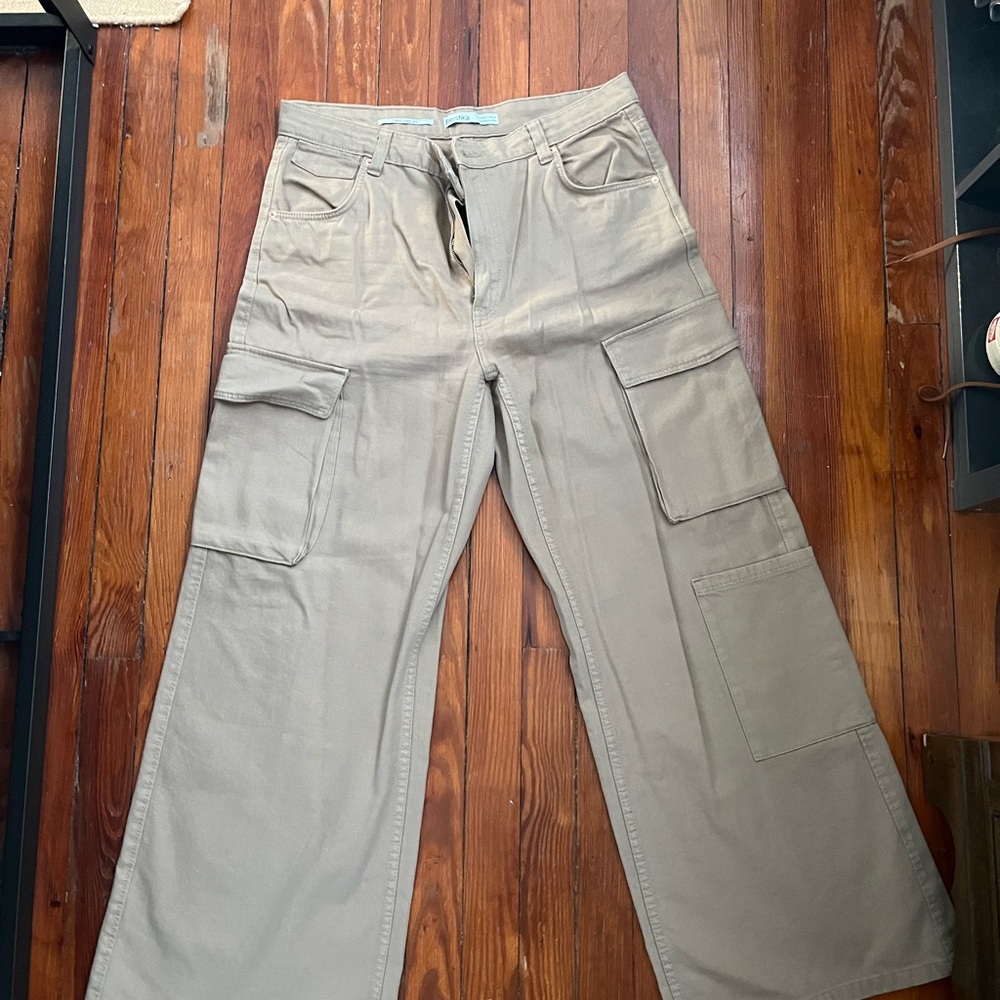 Birshka tan cargo pants in tan